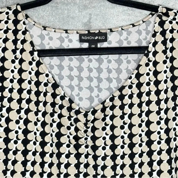 Fashion Bug 2X Shirt Top Brown Geometric Short Sleeve V Neck Stretch Casual - Picture 3 of 7